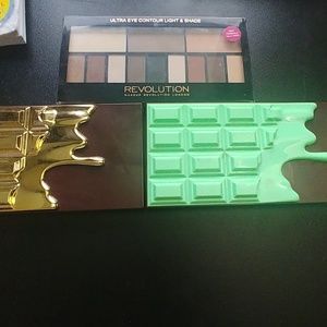 Makeup Revolution Bundle